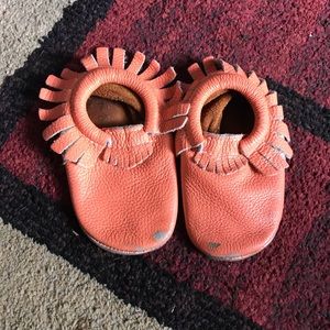 Freshly picked Coral and rose gold moccs size 7